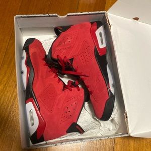Jordan 6 Toro Bravos